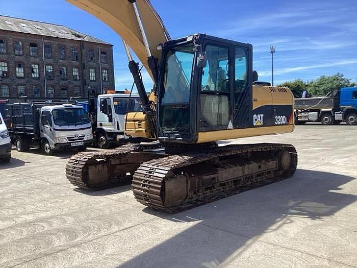 Used 2011 Caterpillar 320DL Tracked Excavator