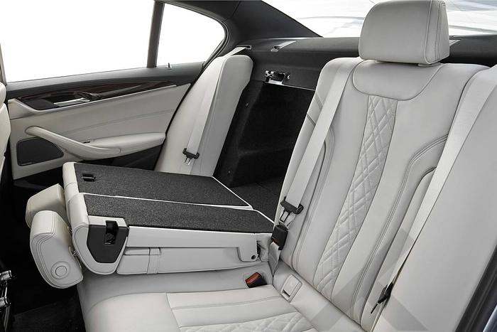 Used 2020 BMW % Series